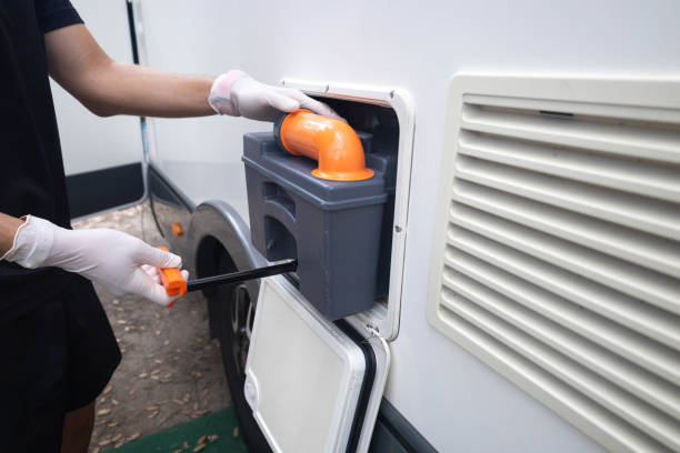 Best High-end porta potty rental  in Dundee, FL