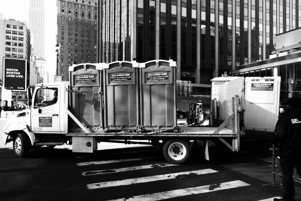 Best Local porta potty services  in Dundee, FL