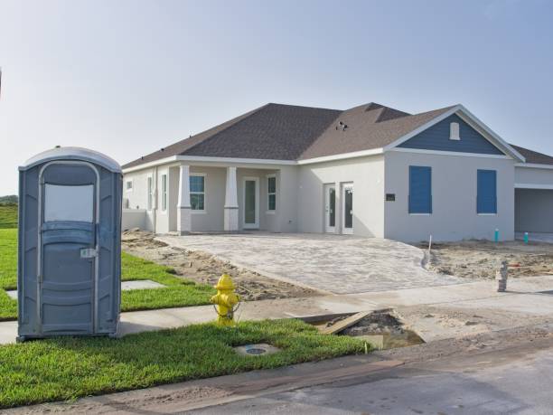 Best Porta potty rental near me  in Dundee, FL